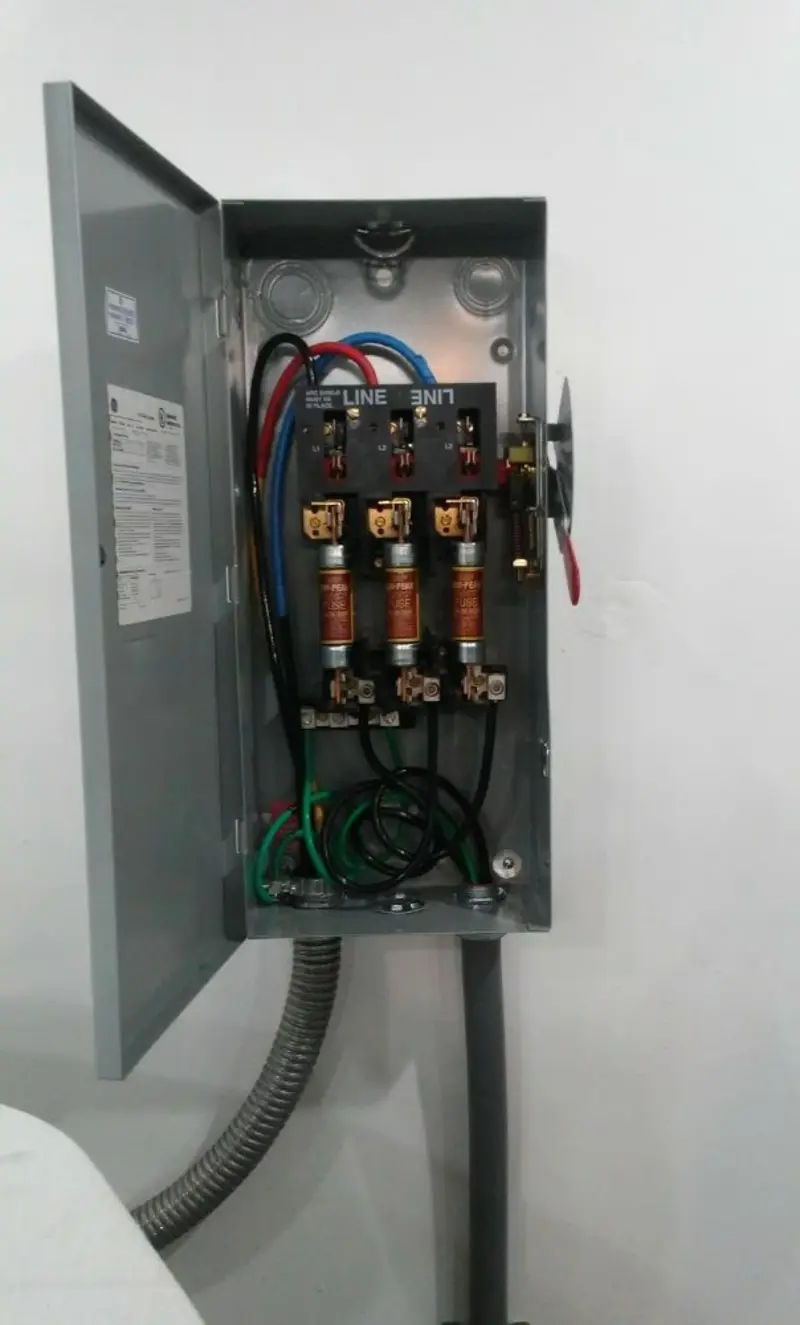 Three-phase disconnect switch installed for Smoke Detector Installation in Seaford